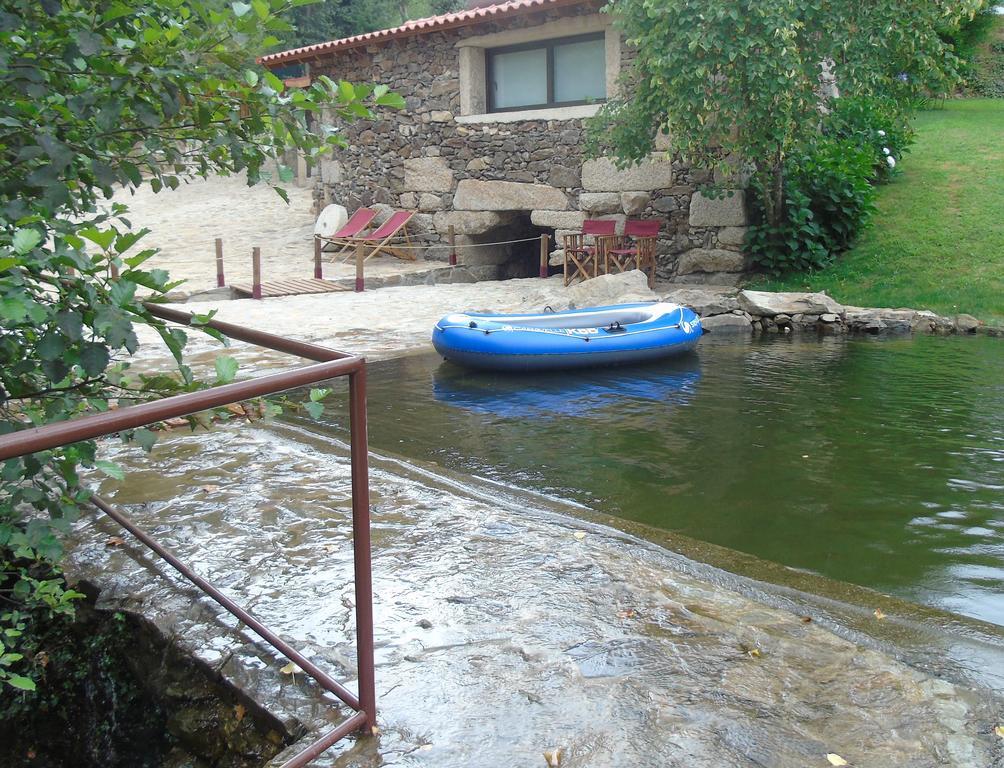 Quinta Da Chouza Agroturismo E Enoturismo Селорику-ди-Башту Экстерьер фото